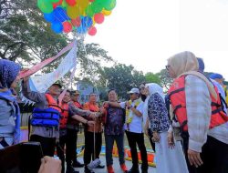 Ribuan Warga Tangerang Tumpah Ruah Saksikan Festival Perahu Naga Pecun