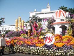 Parade Surabaya Vaganza 2025: Perpaduan Magis Dongeng dan Semarak kota Pahlawan