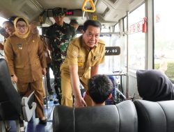 Antusias Pelajar Ikuti Uji Coba Angkutan Sekolah Gratis