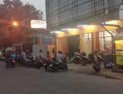 Warga Keluhkan Parkiran Di Depan Mini market Benny Mart Yang Sering Buat Macet