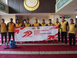 Sambut Hari Bhayangkara ke-79, Polres Metro Jakarta Barat Gelar Safari Religi dan Bersih-Bersih Tempat Ibadah