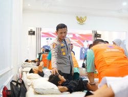 Bahagianya 100 Anak Ikuti Khitanan Massal Sambut Hari Bhayangkara ke-79 di Polres Ponorogo