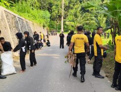 Polres Blitar Kota Gandeng Perguruan Silat Bersihkan Lingkungan Sambut Hari Bhayangkara ke -79