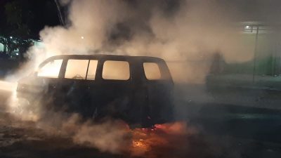 Polsek Pucakwangi Tangani Cepat Kebakaran Mobil Suzuki APV, Dua Orang Luka Ringan dan Kerugian Puluhan Juta Rupiah