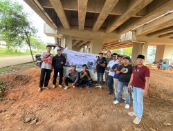 Agenda Rutin “Jum’at Berkah” AKPERSI DPD Banten di Jalan Raya Kadusirung