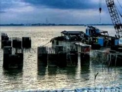 Pemkab Tanah Bumbu Percepat Pembangunan Jembatan Batulicin-Pulau Laut : Komitmen Rp. 100 Miliar per Tahun Selama 5 Tahun