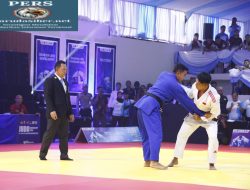 Kapolri Jadi Wasit di Kejuaraan Judo Kapolri Cup 2025