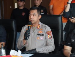 Satreskrim Polres Jakbar Bekuk 4 Spesialis Pembobol Minimarket di Kembangan