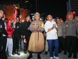 Kapolri dan Mensesneg Tinjau Panggung Rakyat di HI, Masyarakat Antusia