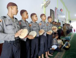 Teladani Akhlak Rasulullah, SPN Polda Jatim Gelar Peringatan Maulid Nabi