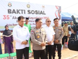 Polri Gelar Bakti Sosial 35 Tahun IKDB 90, Bagikan 1.485 Paket Sembako di Rempang Batam