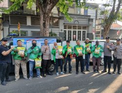 Polres Gresik Gelar Gerakan Pangan Murah Masyarakat dan Driver Ojol Sumringah
