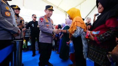 Jaga Stabilitas Pangan, GPM Polri Salurkan 6 Ton Beras SPHP di Pebelan Semarang