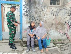 Babinsa Kratonan Bersama Bhabinkamtibmas dan Linmas Memantau Orang Dengan Gangguan Jiwa (ODGJ)