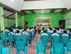 Bhabinkamtibmas Desa Suwawal Berikan Pelatihan Kesiapsiagaan Keamanan dan Tanggap Bencana Alam kepada Linmas