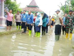 Bupati Pati Tinjau Lokasi Banjir di Kecamatan Batangan, Siapkan Penanganan Jangka Panjang