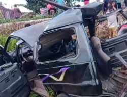 Truk Tangki Hantam carry Minibus Dari Belakang Menelan Korban Jiwa di Sitolu Ama Laguboti