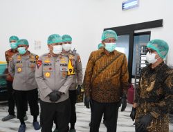 Tinjau Dapur SPPG Polda Sulteng, Menteri Hukum Puji Standar Kualitas Layak Jadi Contoh