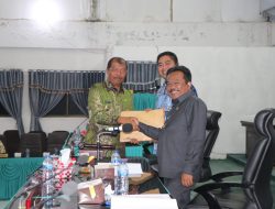 Bupati Toba Sampaikan Nota Jawaban Atas Pandangan Umum Fraksi Fraksi