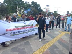 Aksi Masa Geruduk Polres Depok Suarakan Bongkar dan Tangkap Para Pengedar Obat Daftar G