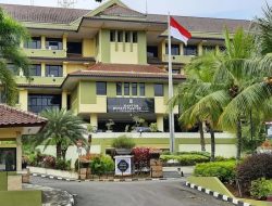 Rapat Mewah di Bandung, Pemkab Tangerang Dikritik