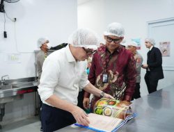 “Rasa Bhayangkara Nusantara” Diserahkan kepada Delegasi Prancis, Potret Pengabdian Polri Dukung MBG Berbasis Gizi, Budaya, dan Ilmu Pengetahuan