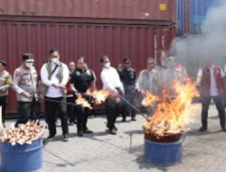 Polda Jatim Ungkap Peredaran 72 Ton Bawang Bombay Ilegal Ber-OPTK