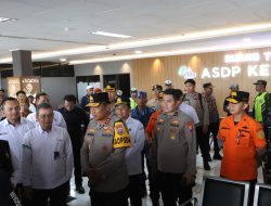 Kapolda Jatim Tinjau Pos Terpadu Pelabuhan Ketapang Pastikan Puncak Nataru Aman Lancar