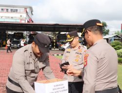 Bentuk kepedulian terhadap korban terkena bencana banjir Anggota Polres Muba lakukan Penggalangan dana.