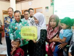 Cadangan Pangan Pemerintah Disalurkan ke 720 Warga Rentan di Kabupaten Pati