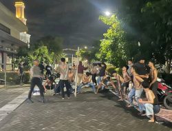 Polres Sidoarjo Sikat Gengster di Puri Surya Jaya Puluhan Pemuda Diciduk