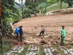 Bencana Longsor Terjadi Di Kaki Gunung Burangrang Kab. Bandung Barat