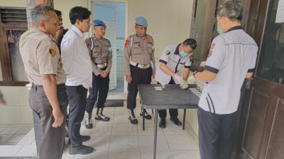 Mendadak! Polres Madiun Gelar Test Urine Bagi PJU dan Kapolsek, Wujudkan Zero Narkoba