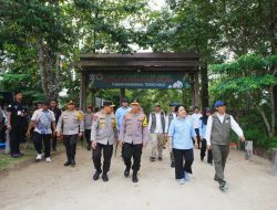 Kapolri-Titiek Soeharto Tinjau Tesso Nilo, Pastikan Konservasi Gajah Aman