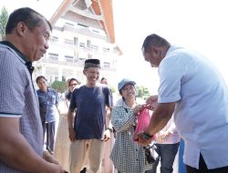 Pemkab Toba Beri Qurban Untuk ASN Muslim