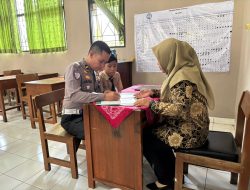 Polres Kudus Hadir untuk Nafis, Siswa Yatim Piatu yang Tetap Semangat Menuntut Ilmu