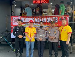 Polresta Pati, Klenteng Hok Tik Bio, dan Brimob Bagikan 1.500 Paket Makan Gratis Sambut Hari Bhayangkara ke-80