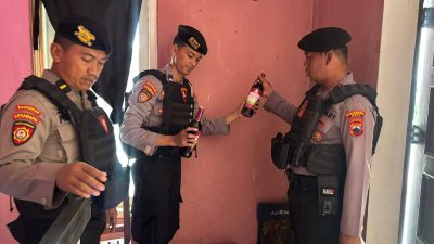 Operasi Pekat II Candi 2026, Polresta Pati Sita Puluhan Botol Miras Ilegal dari Tiga Warung