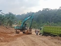 Tambang Galian C Ilegal di Cigudeg Bogor Beroperasi Sembunyi – Sembunyi, Warga Resah Lingkungan Rusak