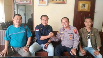 GarudaSiber.net Jalin Silaturahmi dengan Kapolsek Pati Kota Baru, Bahas Sinergi Keamanan dan Temuan Rokok Non-Cukai