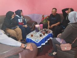 Polisi Pati Dampingi Pertemuan Haru, Purwanti yang Hilang Kontak Selama 27 Tahun Akhirnya Bertemu Keluarga