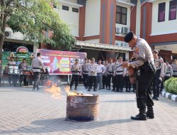 Siaga Karhutla, APAR hingga Water Cannon Disiapkan Hadapi Musim Kemarau, Kapolres Kudus: Jangan Bakar Lahan dengan Alasan Apa Pun