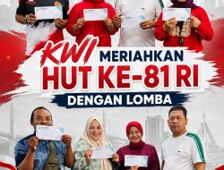 Sambut HUT RI-81: 12 Media Gelar Lomba Domino dan Masukan Paku Dalam Botol di Kantor KWI