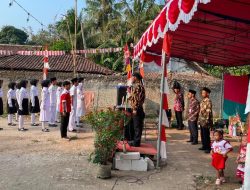 Pengibaran Bendera HUT RI ke-81 di Kp. Sabrang Jadi Tradisi Tahunan, Diisi Perlombaan Warga hingga Penurunan Bendera