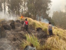 Singgah di Masjid Natabel Jannah, Wakapolri Komjen Dedi Prasetyo Berbagi Santunan dan Jumat Berkah