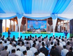 Ngaji Gus Baha Satukan Santri dan Jajaran Polri Se-Indonesia, 42 Ribu Peserta Gaungkan Semangat Kebangsaan