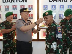Polres Toba Berikan Ucapan dan Kejutan HUT TNI Ke-81 , Perkuat Soliditas TNI-POLRI di Toba