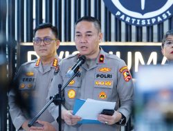 Polri Berhasil Evakuasi Ratusan Warga Terdampak Banjir di Padang, Ratusan Personel Brimob Dikerahkan