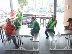 Polisi Bersama Masyarakat : Polres Mojokerto Fasilitasi Shelter Istirahat Gratis untuk Pengemudi Online