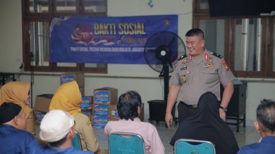 Hari Jadi ke-75 Humas Polri, Divhumas Polri Gelar Bakti Sosial untuk Lansia dan Anak Yatim